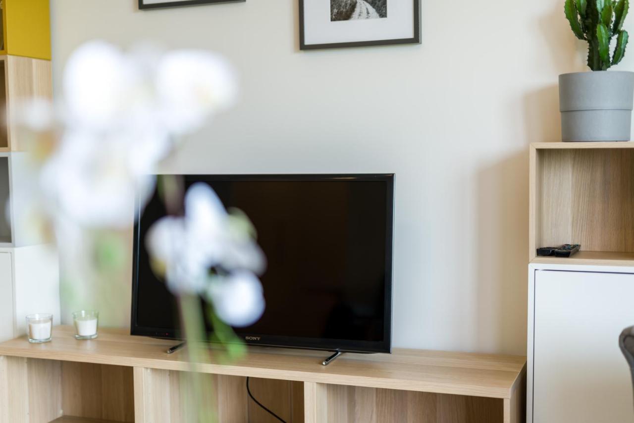Warta Residence Apartments By Noclegi Renters Poznan Ngoại thất bức ảnh