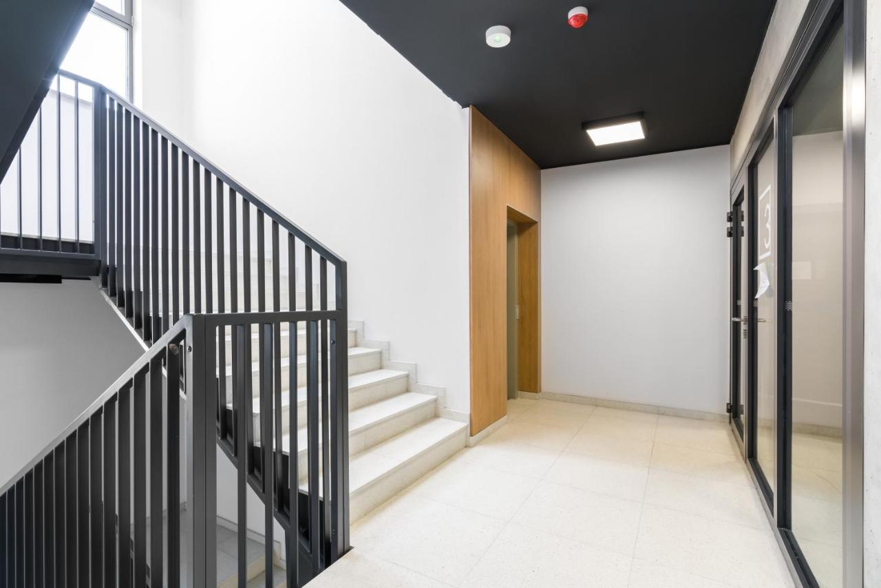 Warta Residence Apartments By Noclegi Renters Poznan Ngoại thất bức ảnh