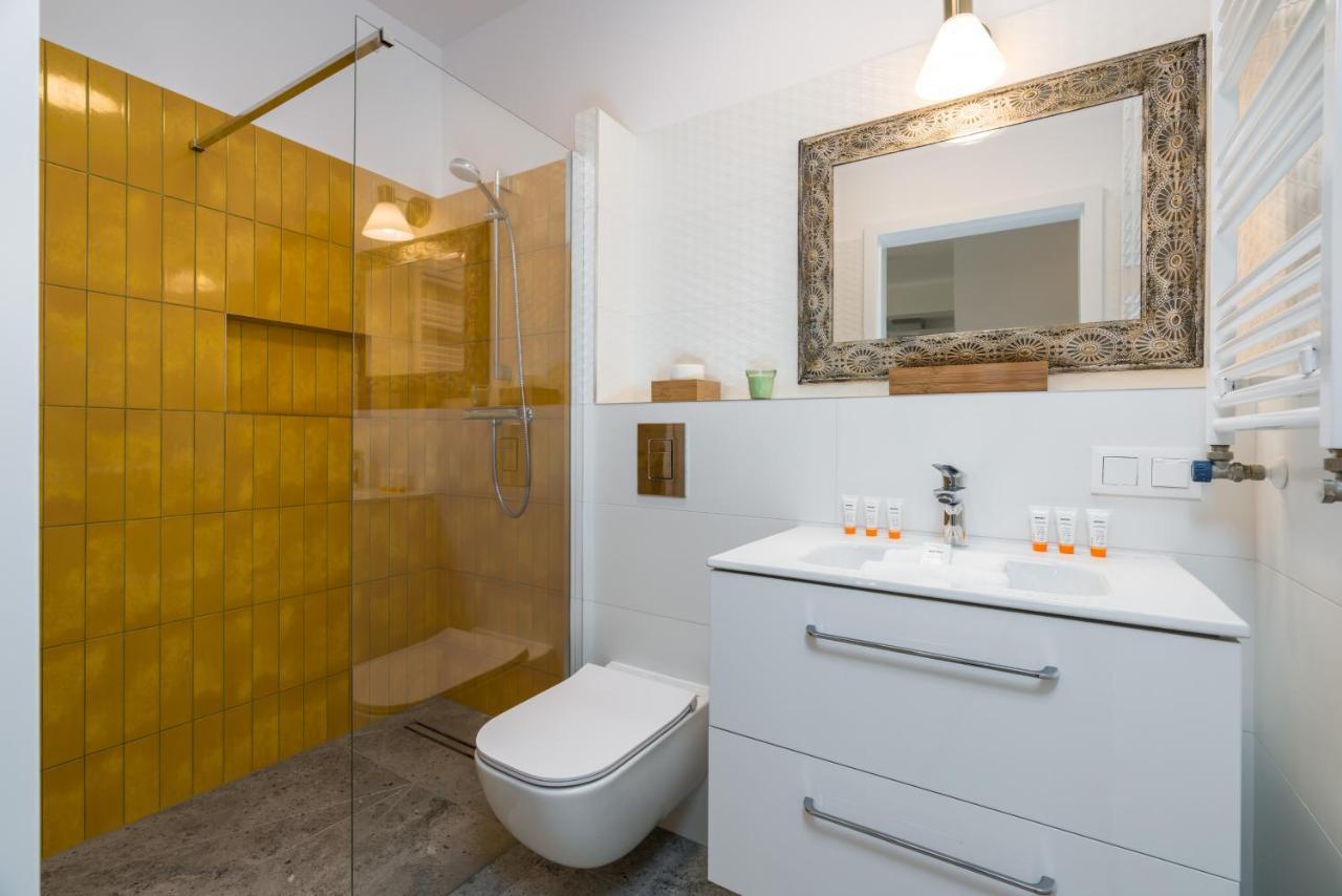 Warta Residence Apartments By Noclegi Renters Poznan Ngoại thất bức ảnh